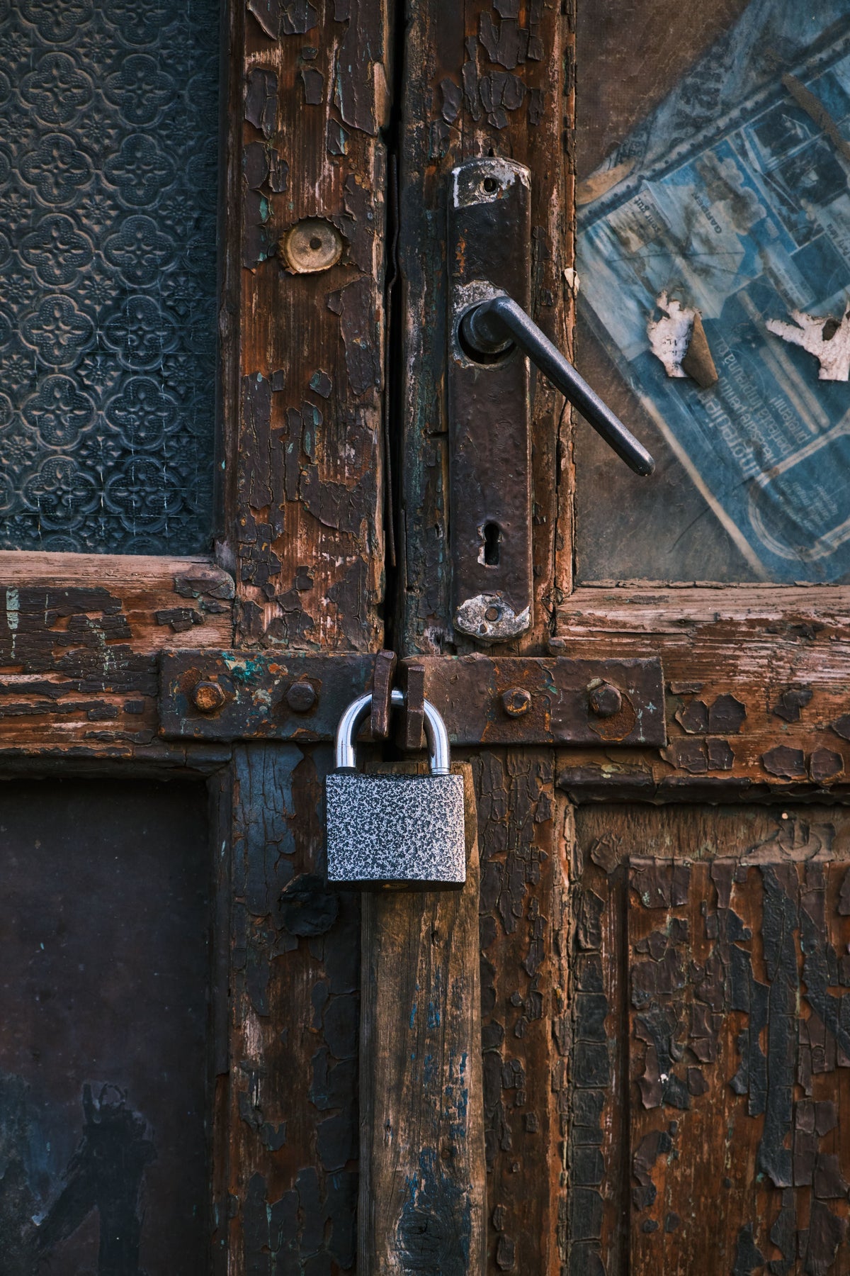 Squeaky Doors, Stuck Windows, Tight Drawer Hinges And Locks
